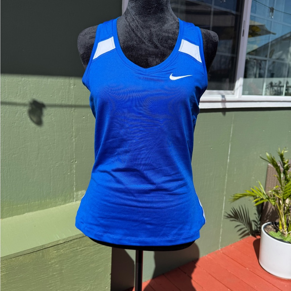 Nike Women's Blue Tank Top
